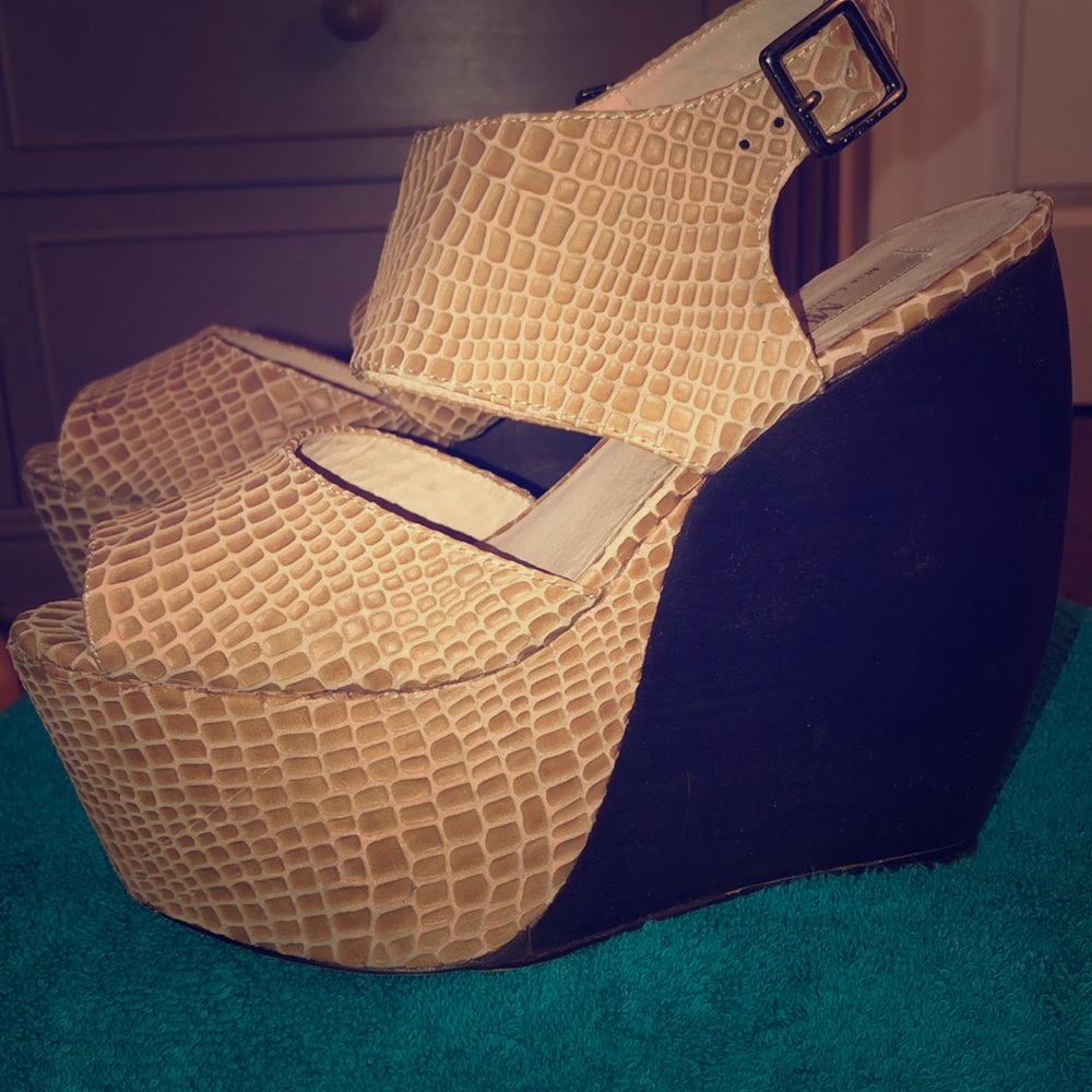 Platform wedge sandals